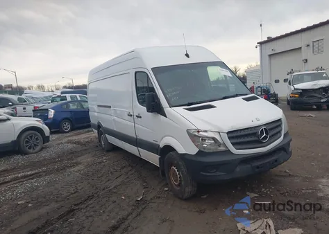 2014 Mercedes-Benz Sprinter 2500 High Roof z USA, uszkodzony, nr VIN WD3PE8DC7E5831678
